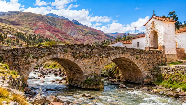 Checacupe Colonial Bridge