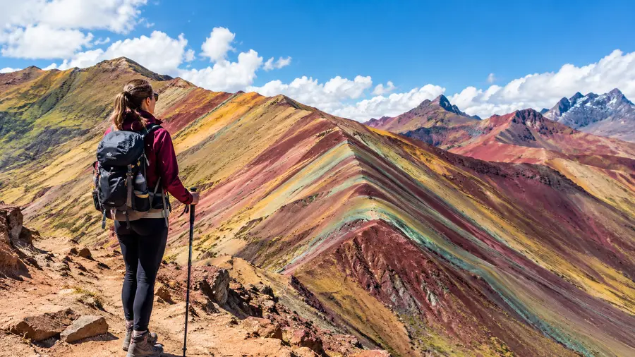 Valle Rosso Perù: Guida Escursionistica e Opzioni di Tour da Cusco